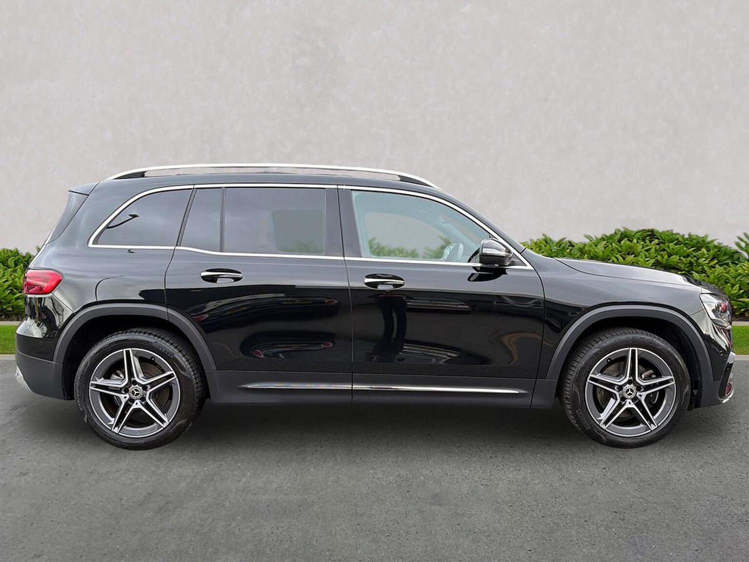 Used Mercedes-Benz GLB 2024 for sale - 76490521: Photo 3