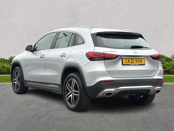 Used Mercedes-Benz GLA 2021 for sale - 76281255: Photo 2