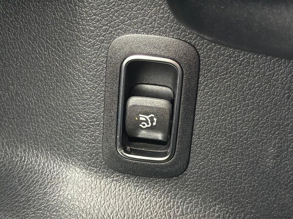 Used Mercedes-Benz GLA 2021 for sale - 76281255: Photo 31