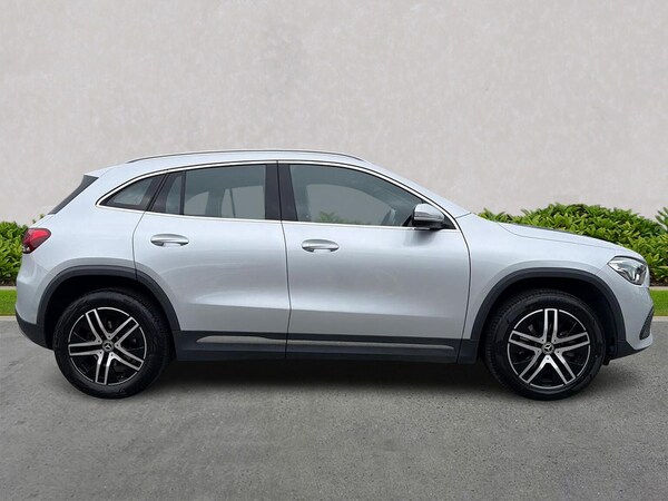 Used Mercedes-Benz GLA 2021 for sale - 76281255: Photo 3