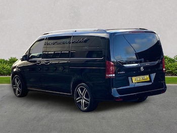 Used Mercedes-Benz V-Class 2021 for sale - 77488406: Photo