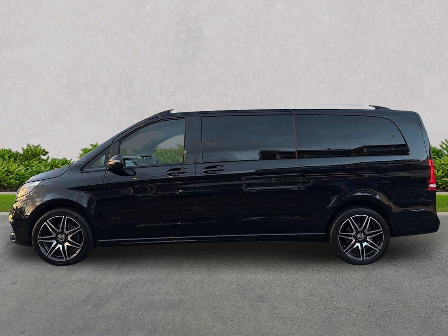 Used Mercedes-Benz V-Class 2024 for sale - 77488396: Photo 19