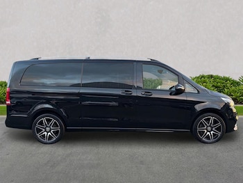 Used Mercedes-Benz V-Class 2024 for sale - 77488396: Photo