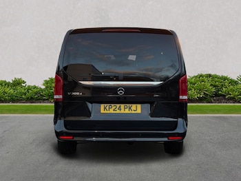 Used Mercedes-Benz V-Class 2024 for sale - 77488396: Photo