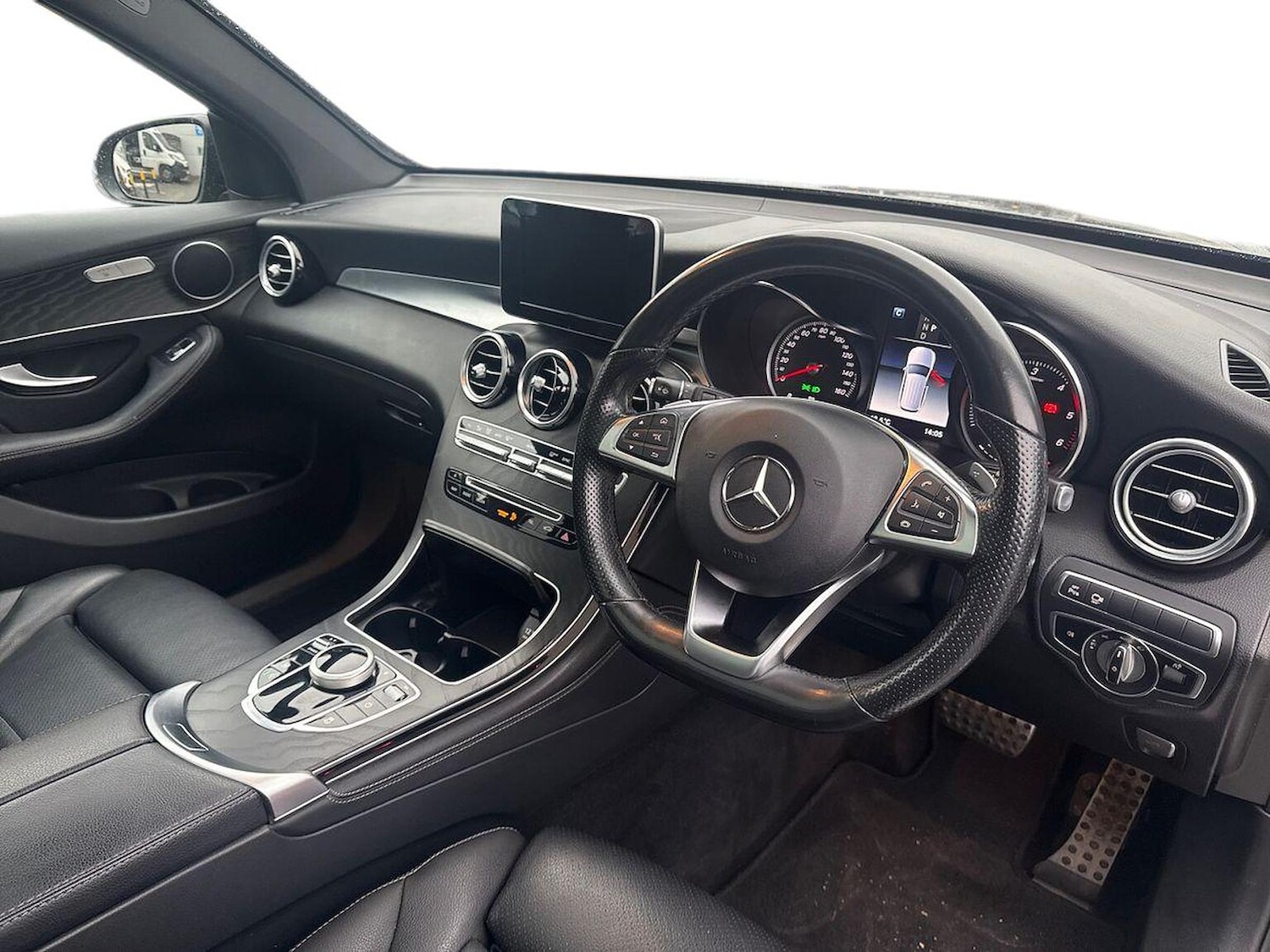 Used Mercedes-Benz GLC 2019 for sale - 76536607: Photo 15