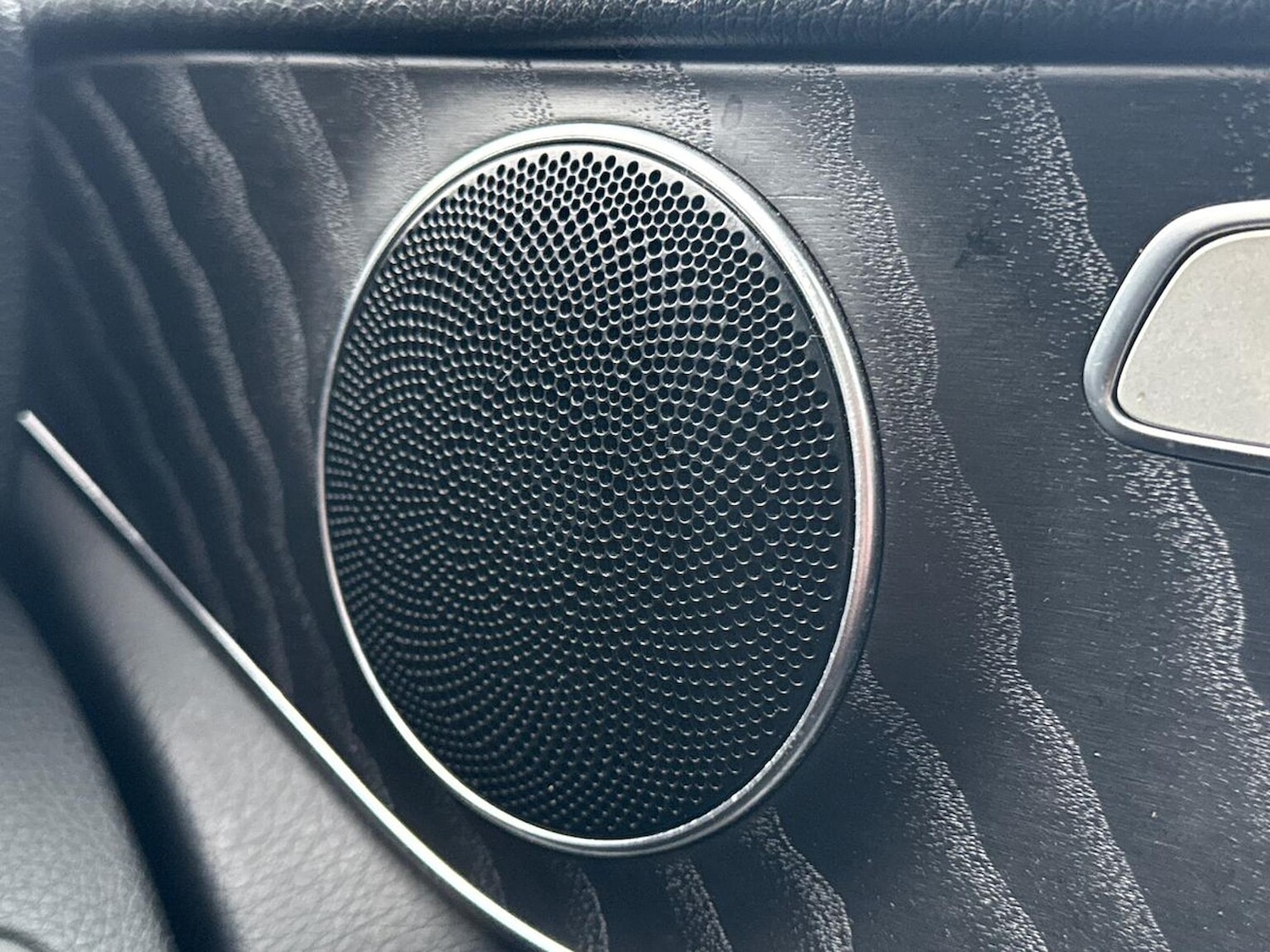 Used Mercedes-Benz GLC 2019 for sale - 76536607: Photo 31