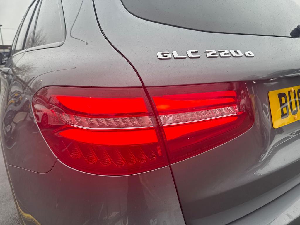 Used Mercedes-Benz GLC 2019 for sale - 76536607: Photo 36