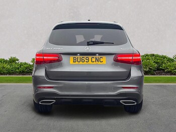 Used Mercedes-Benz GLC 2019 for sale - 76536607: Photo