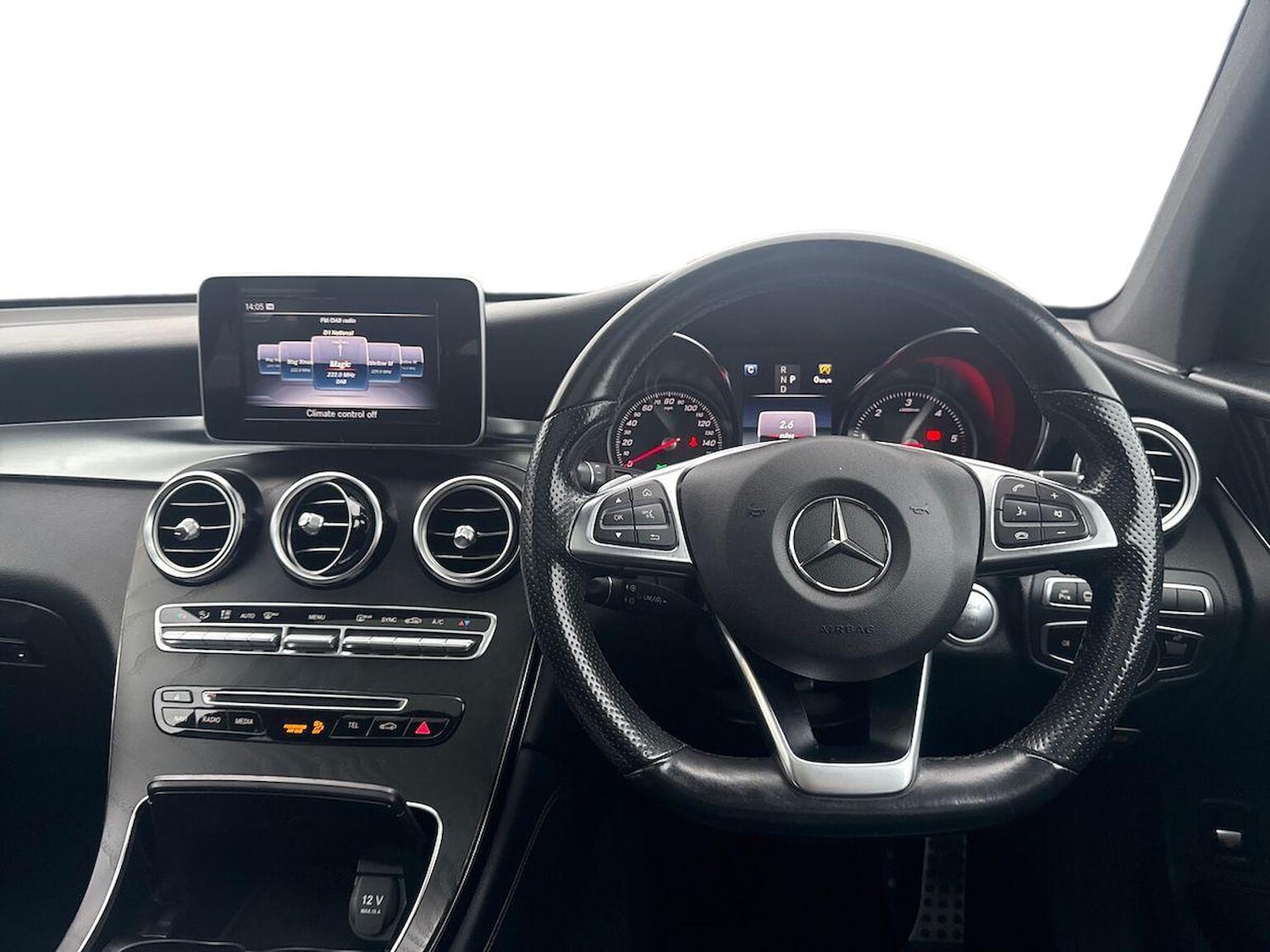 Used Mercedes-Benz GLC 2019 for sale - 76536607: Photo 9