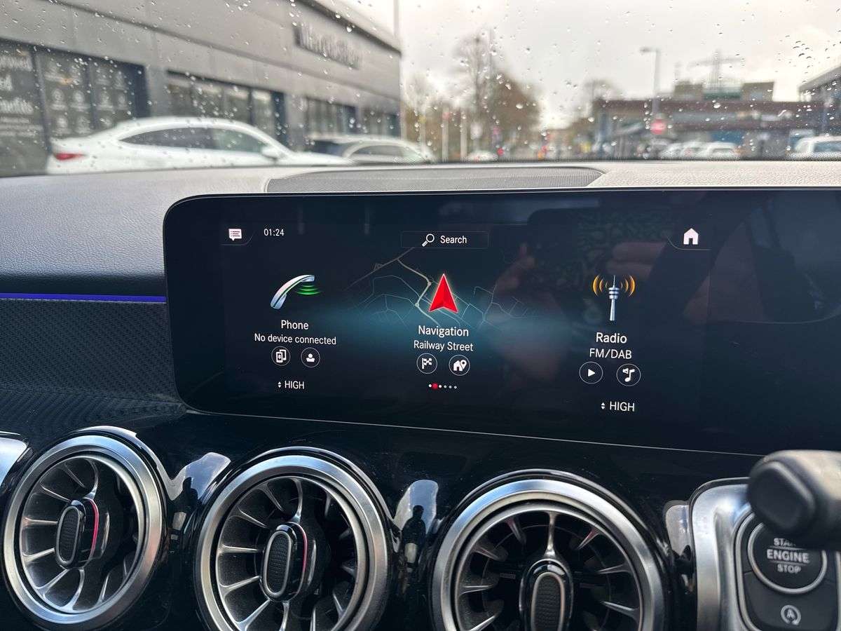 Used Mercedes-Benz GLB 2023 for sale - 78193698: Photo 11