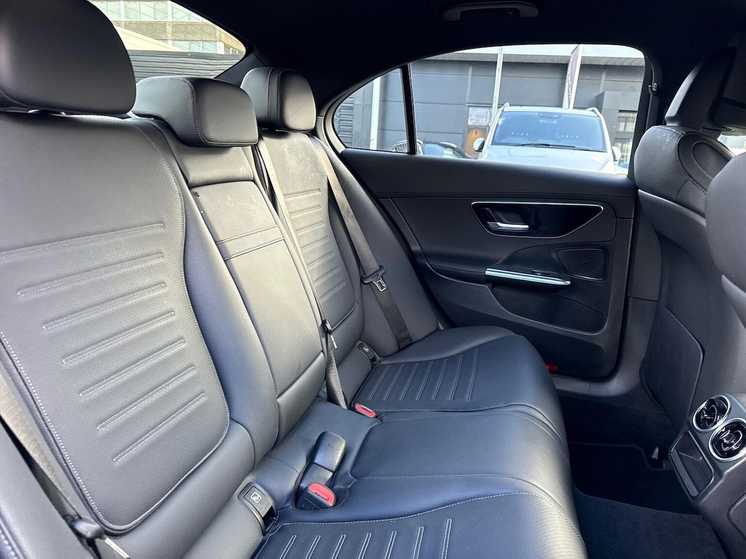 Used Mercedes-Benz C Class 2024 for sale - 76376807: Photo 16