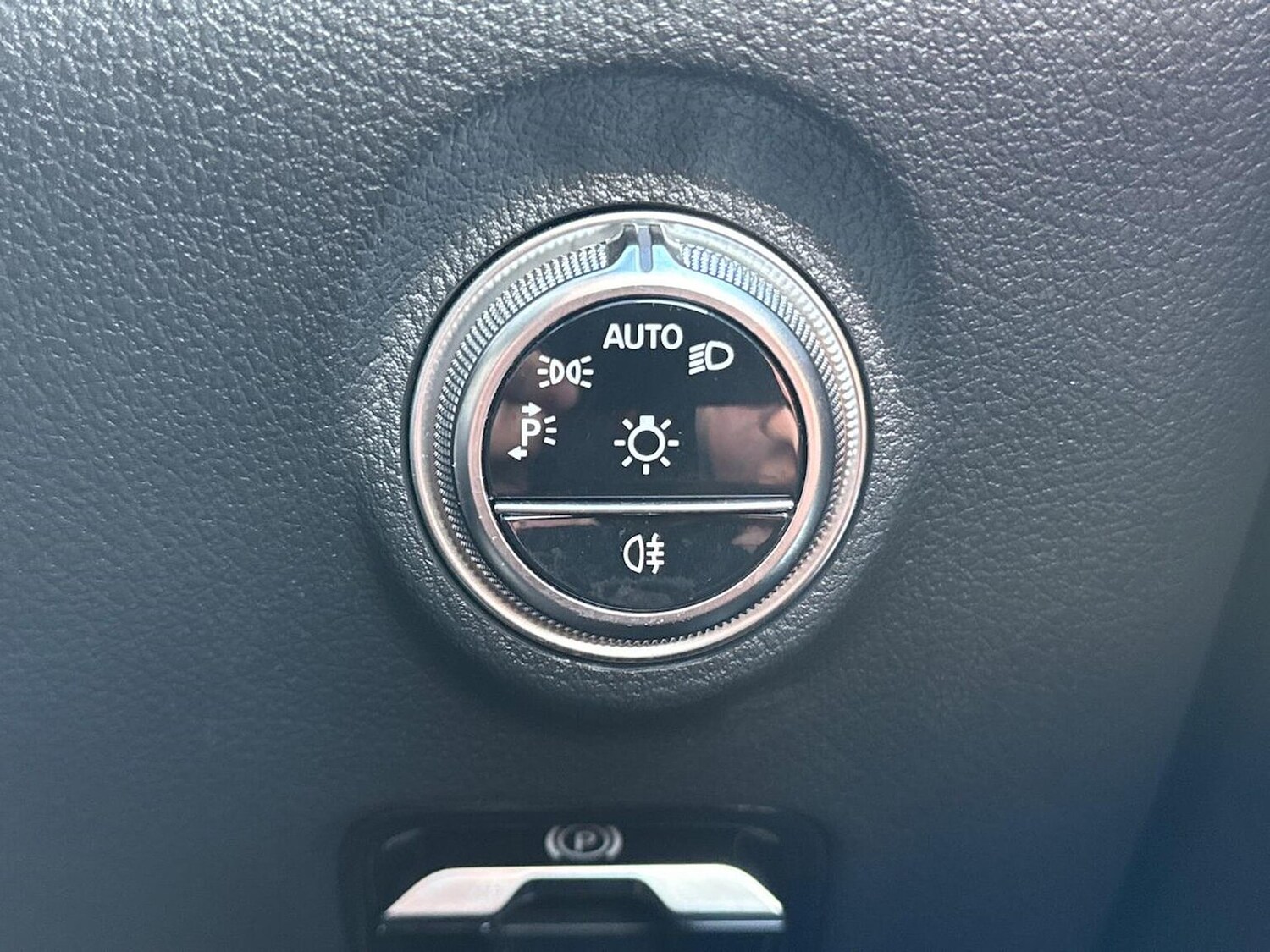 Used Mercedes-Benz C Class 2024 for sale - 76376807: Photo 22