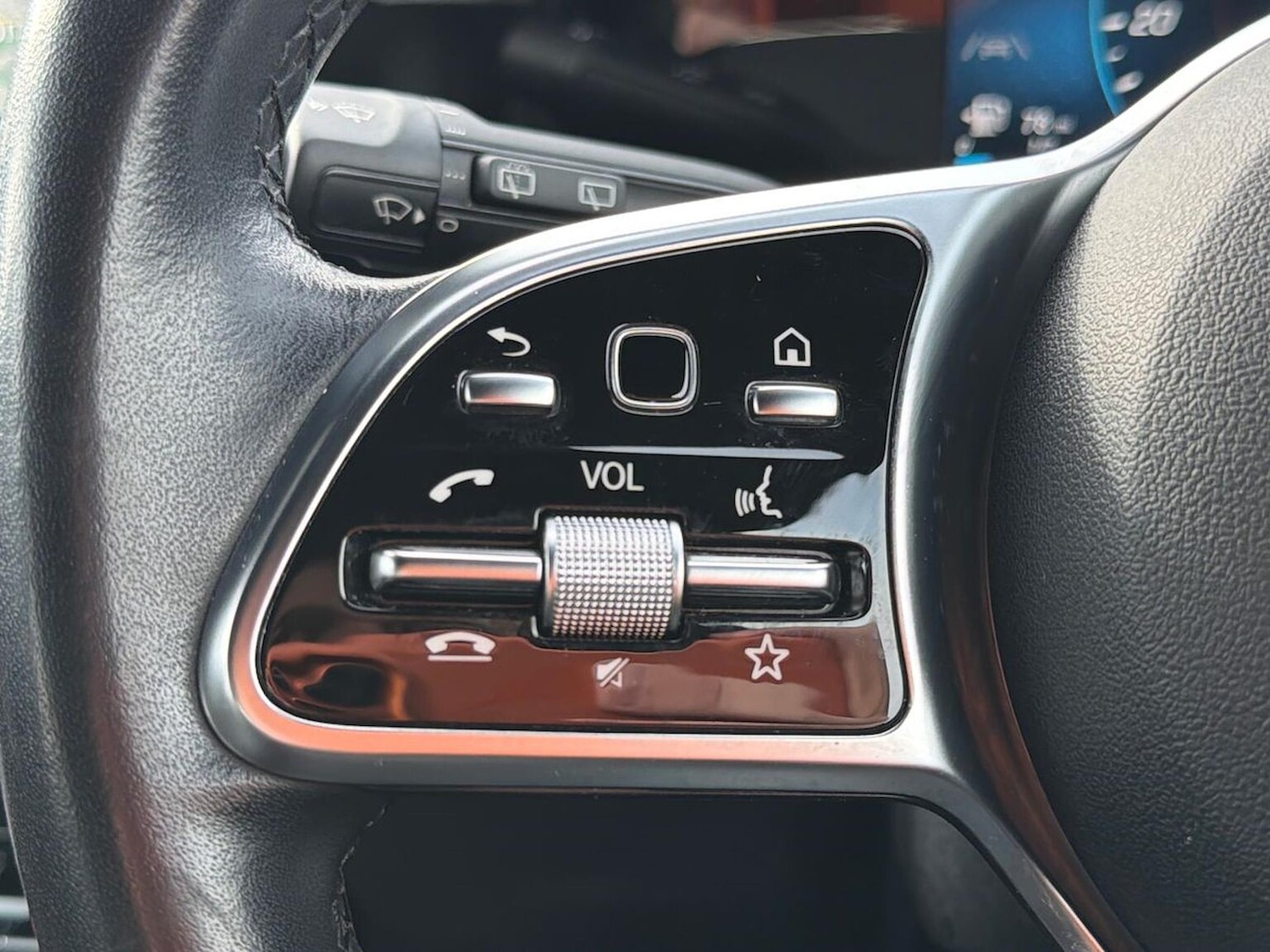 Used Mercedes-Benz GLA 2021 for sale - 76403410: Photo 26