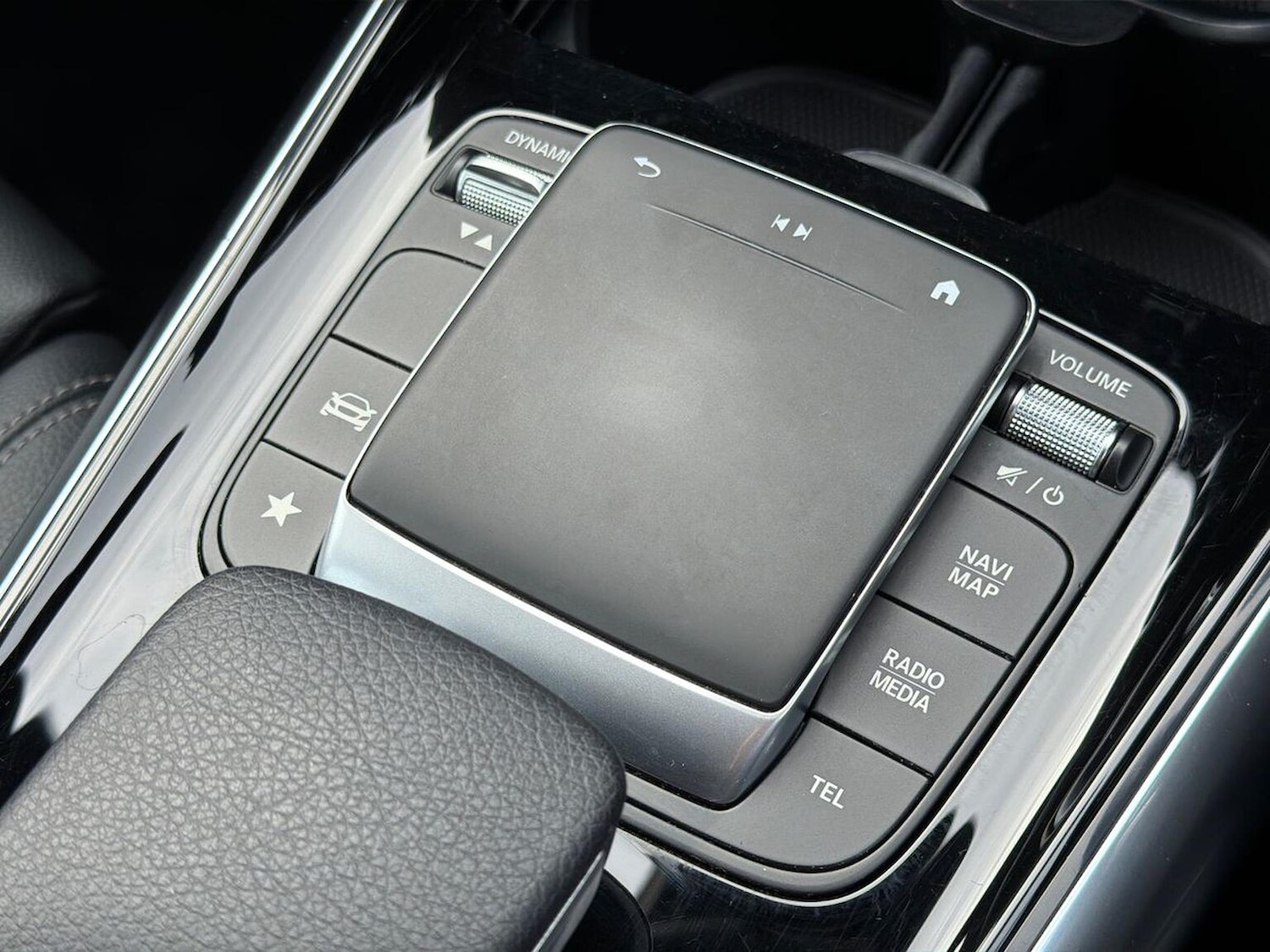 Used Mercedes-Benz GLA 2021 for sale - 76403410: Photo 32