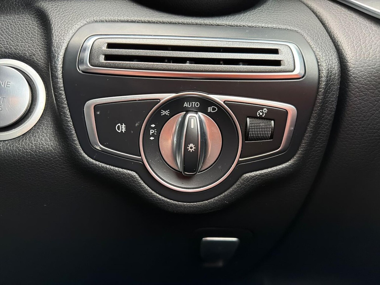 Used Mercedes-Benz GLC 2017 for sale - 76403418: Photo 22