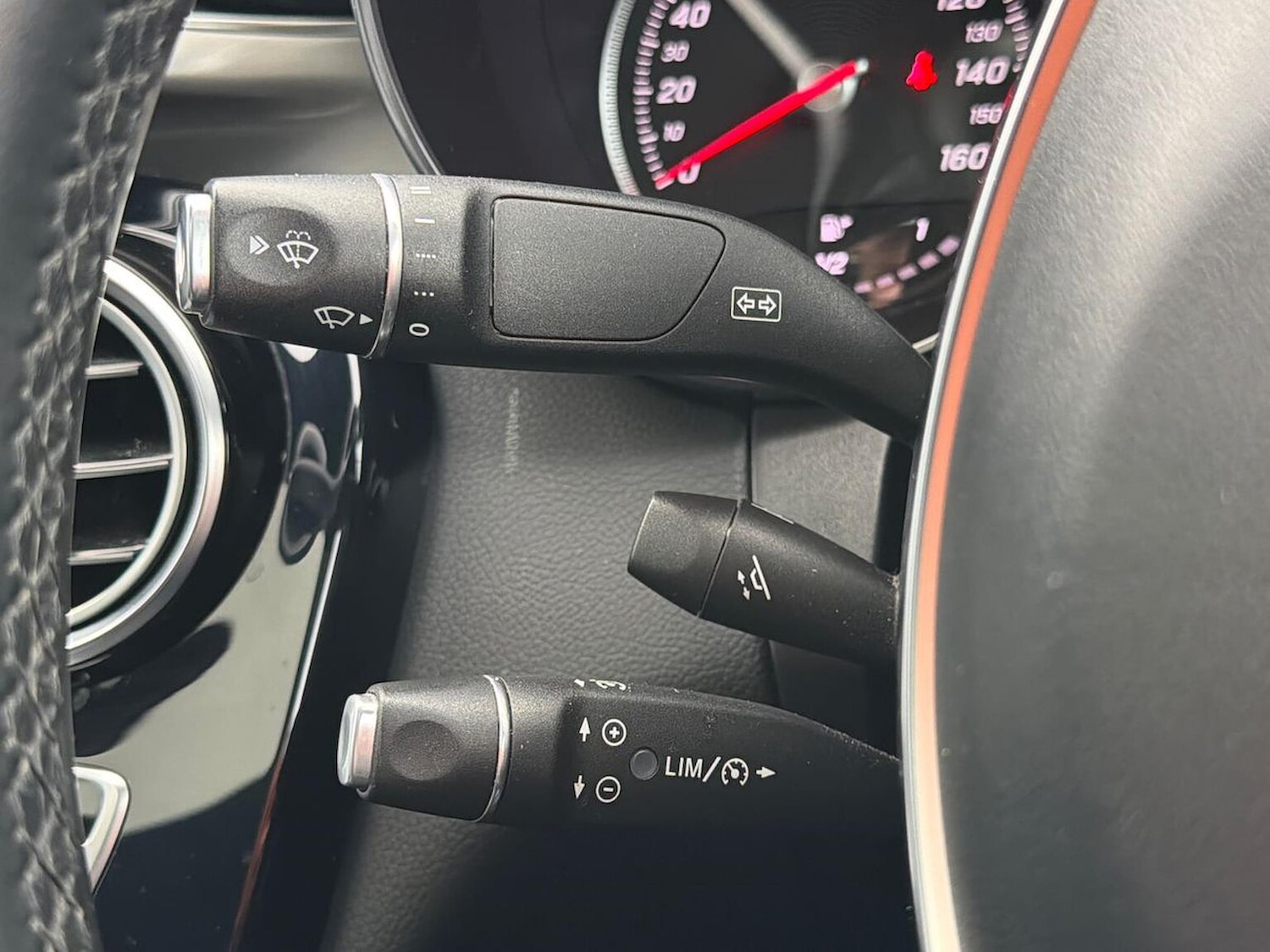 Used Mercedes-Benz GLC 2017 for sale - 76403418: Photo 28