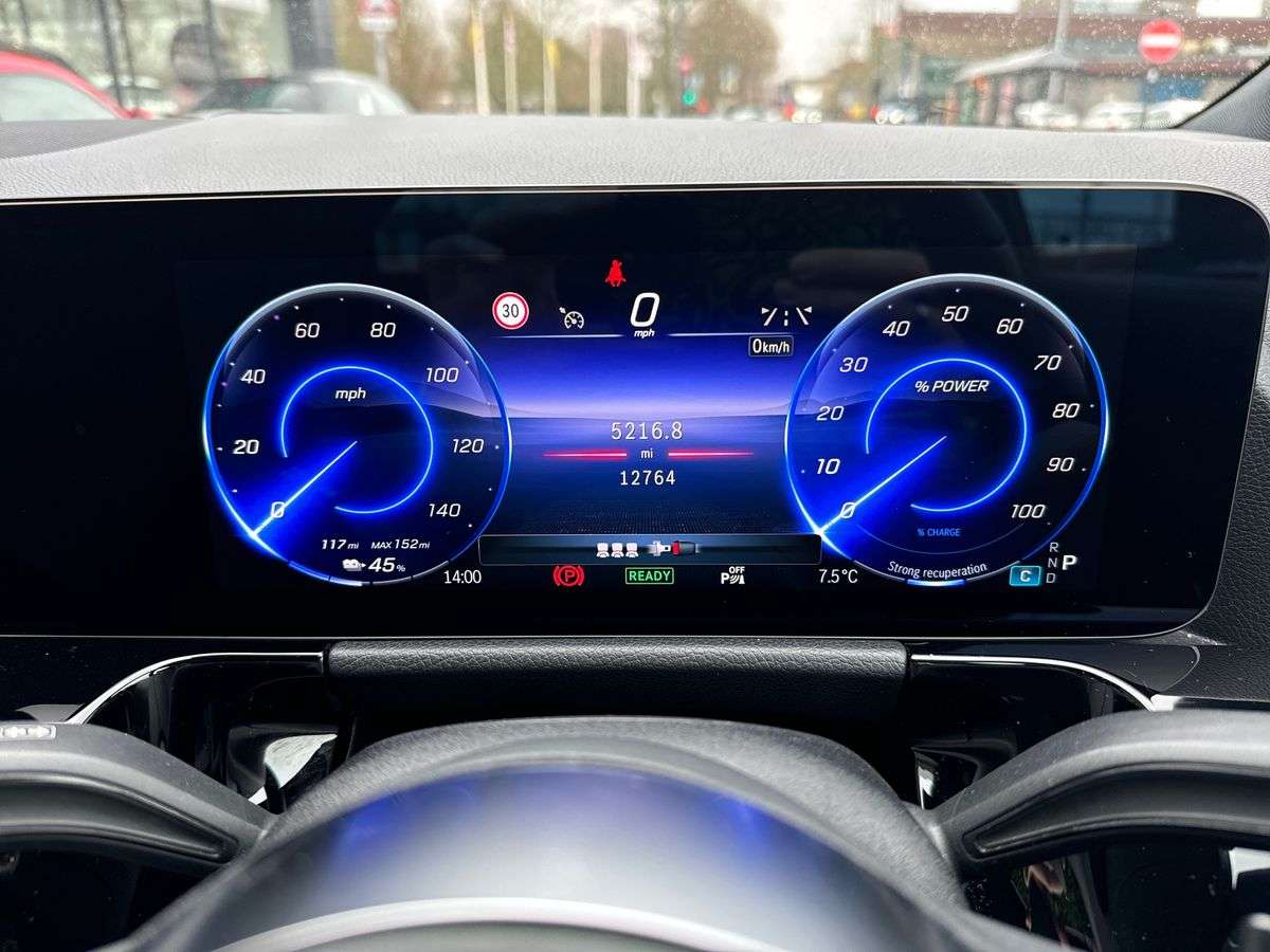 Used Mercedes-Benz EQA 2024 for sale - 78026142: Photo 9