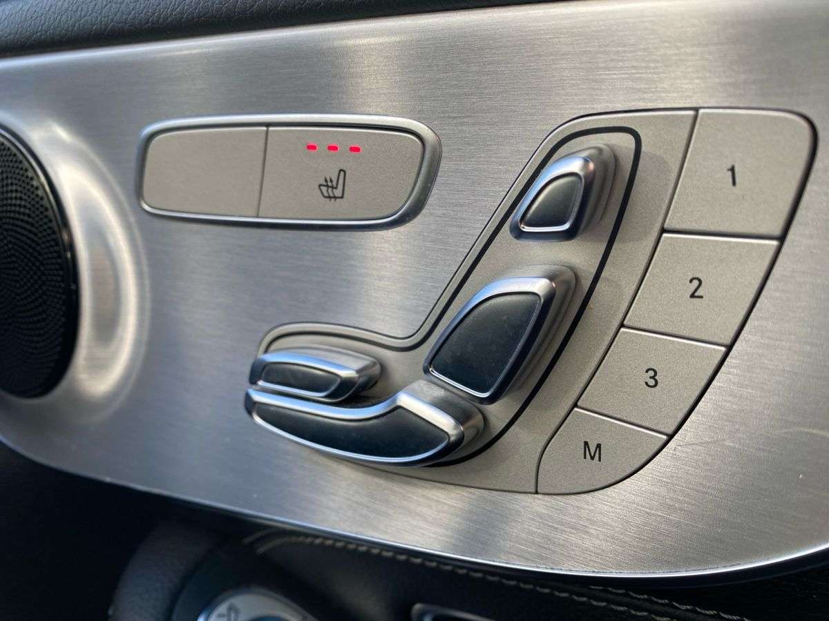 Used Mercedes-Benz C Class 2017 for sale - 78196330: Photo 30