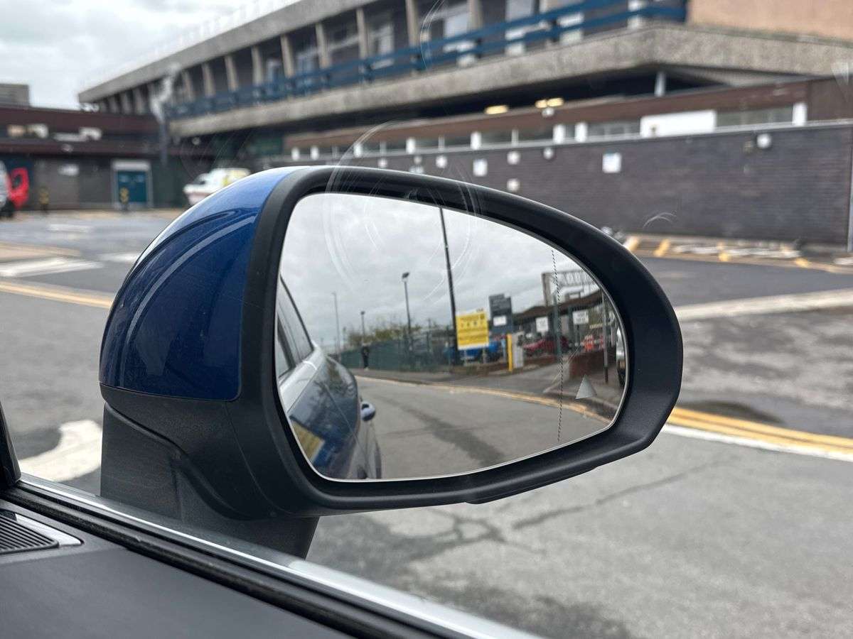 Used Mercedes-Benz GLC 2025 for sale - 78196074: Photo 38