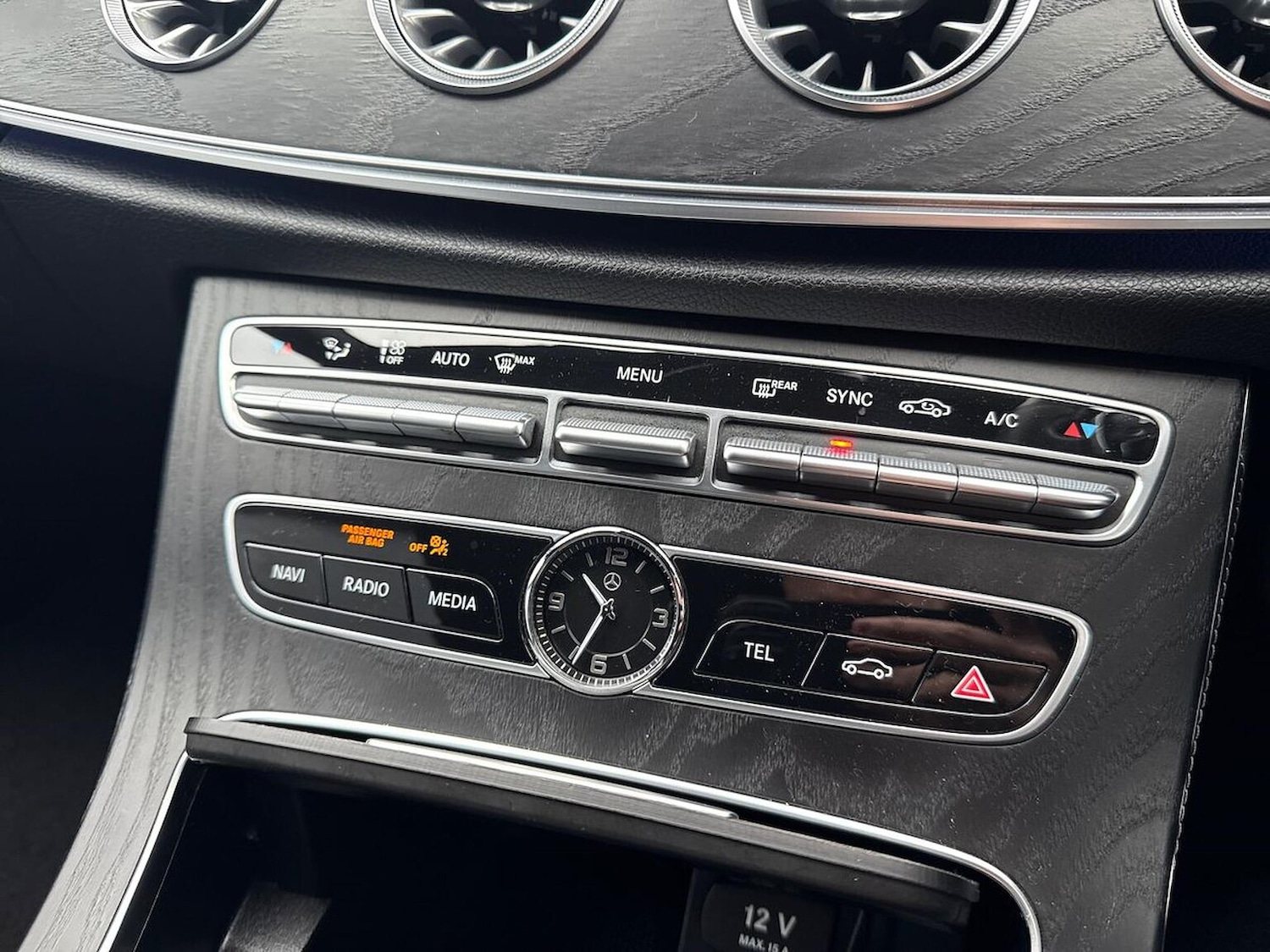 Used Mercedes-Benz E Class 2018 for sale - 76638908: Photo 12