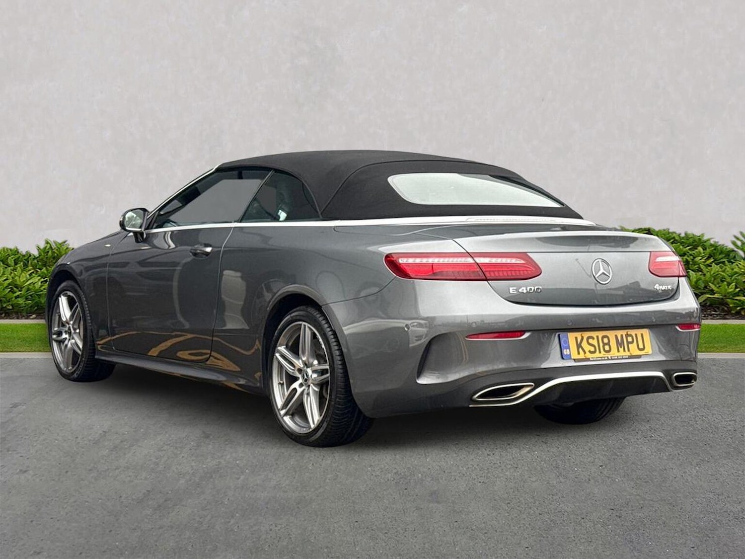 Used Mercedes-Benz E Class 2018 for sale - 76638908: Photo 2