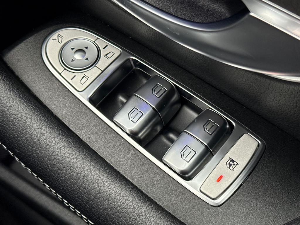 Used Mercedes-Benz E Class 2018 for sale - 76638908: Photo 21