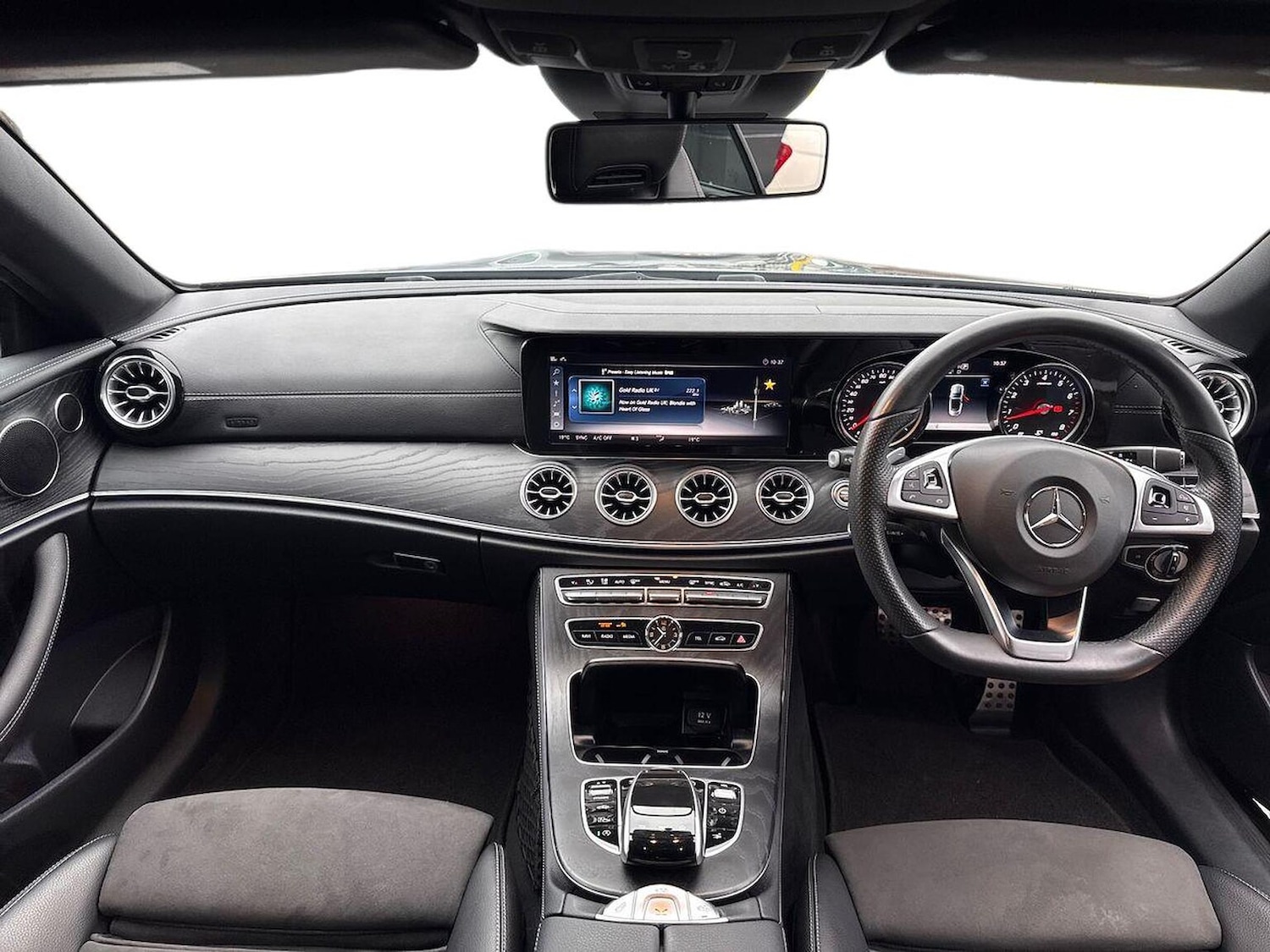 Used Mercedes-Benz E Class 2018 for sale - 76638908: Photo 8