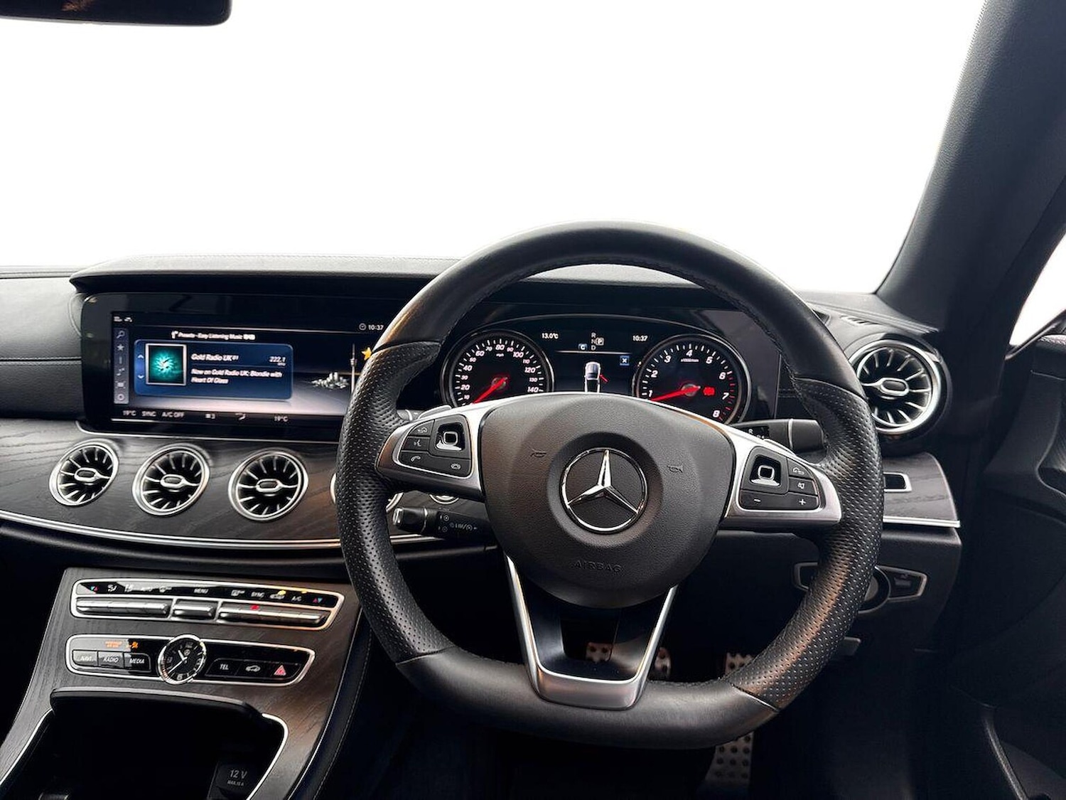 Used Mercedes-Benz E Class 2018 for sale - 76638908: Photo 9