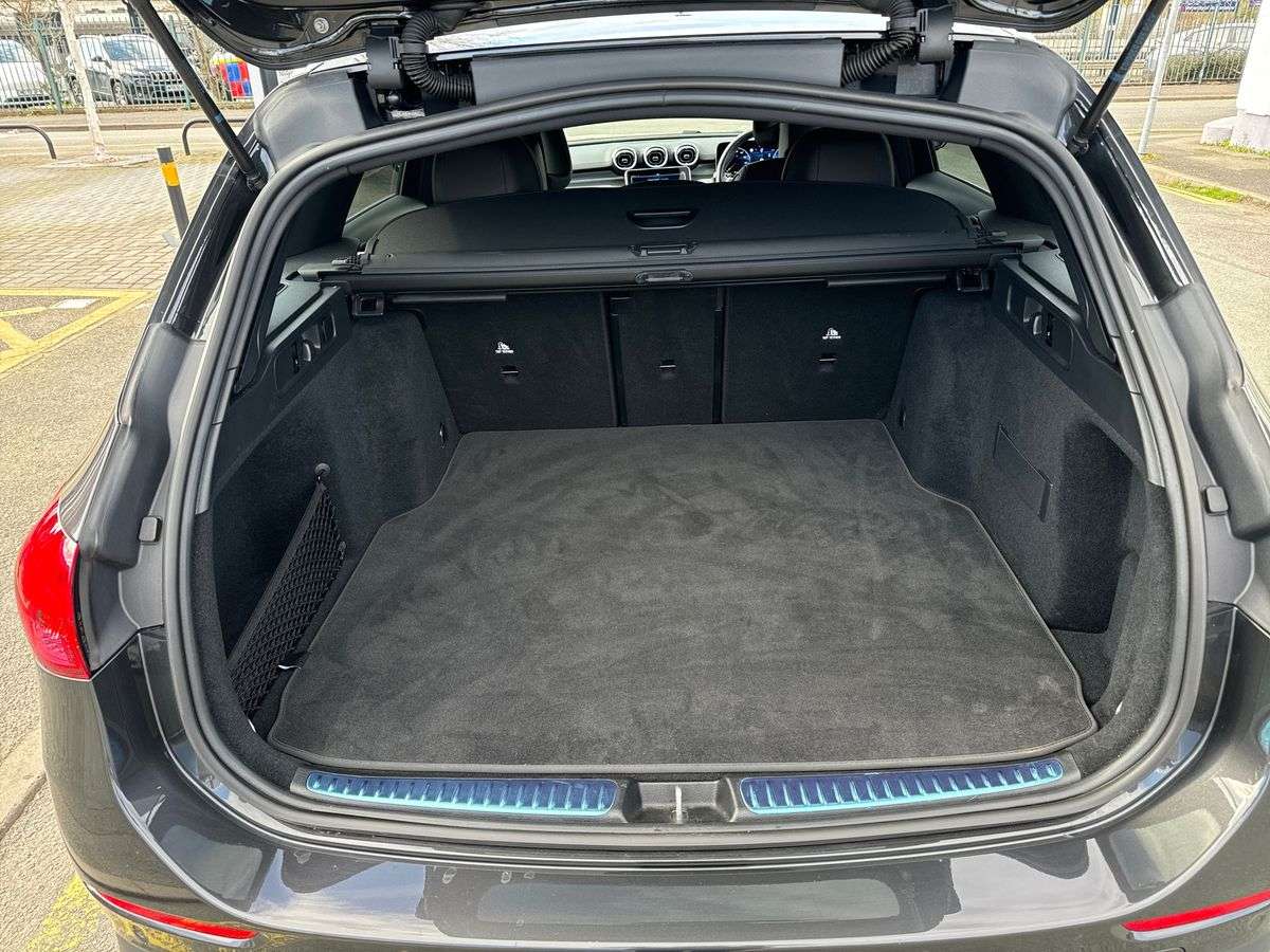 Used Mercedes-Benz C Class 2025 for sale - 78196437: Photo 17