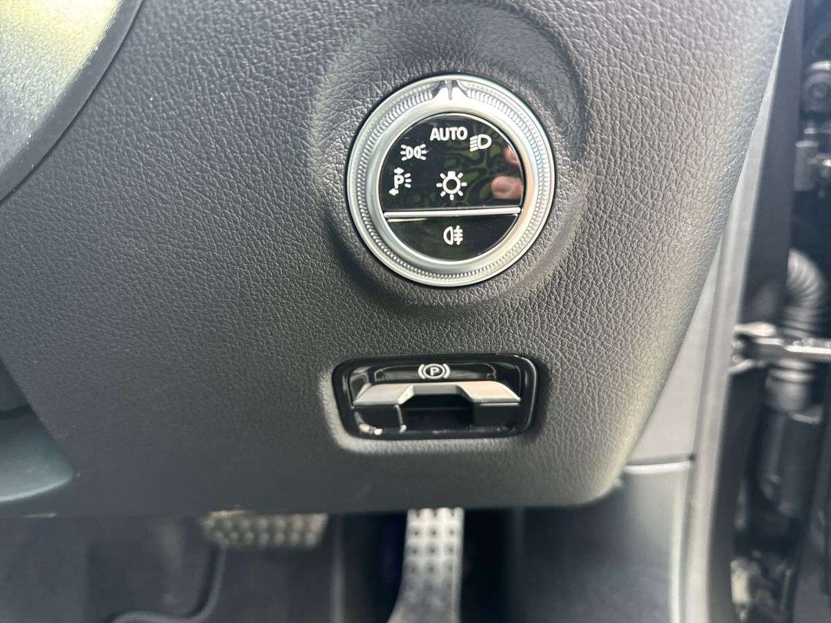 Used Mercedes-Benz C Class 2025 for sale - 78196437: Photo 22