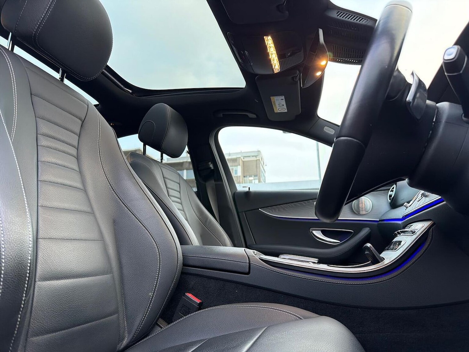 Used Mercedes-Benz E Class 2022 for sale - 76892173: Photo 37