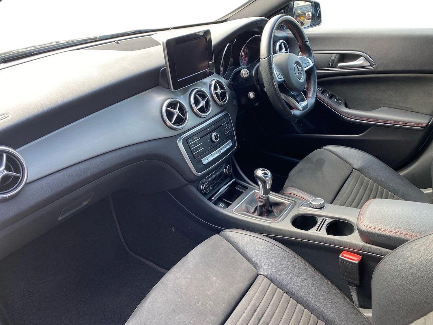 Used Mercedes-Benz CLA 2018 for sale - 76940500: Photo 7
