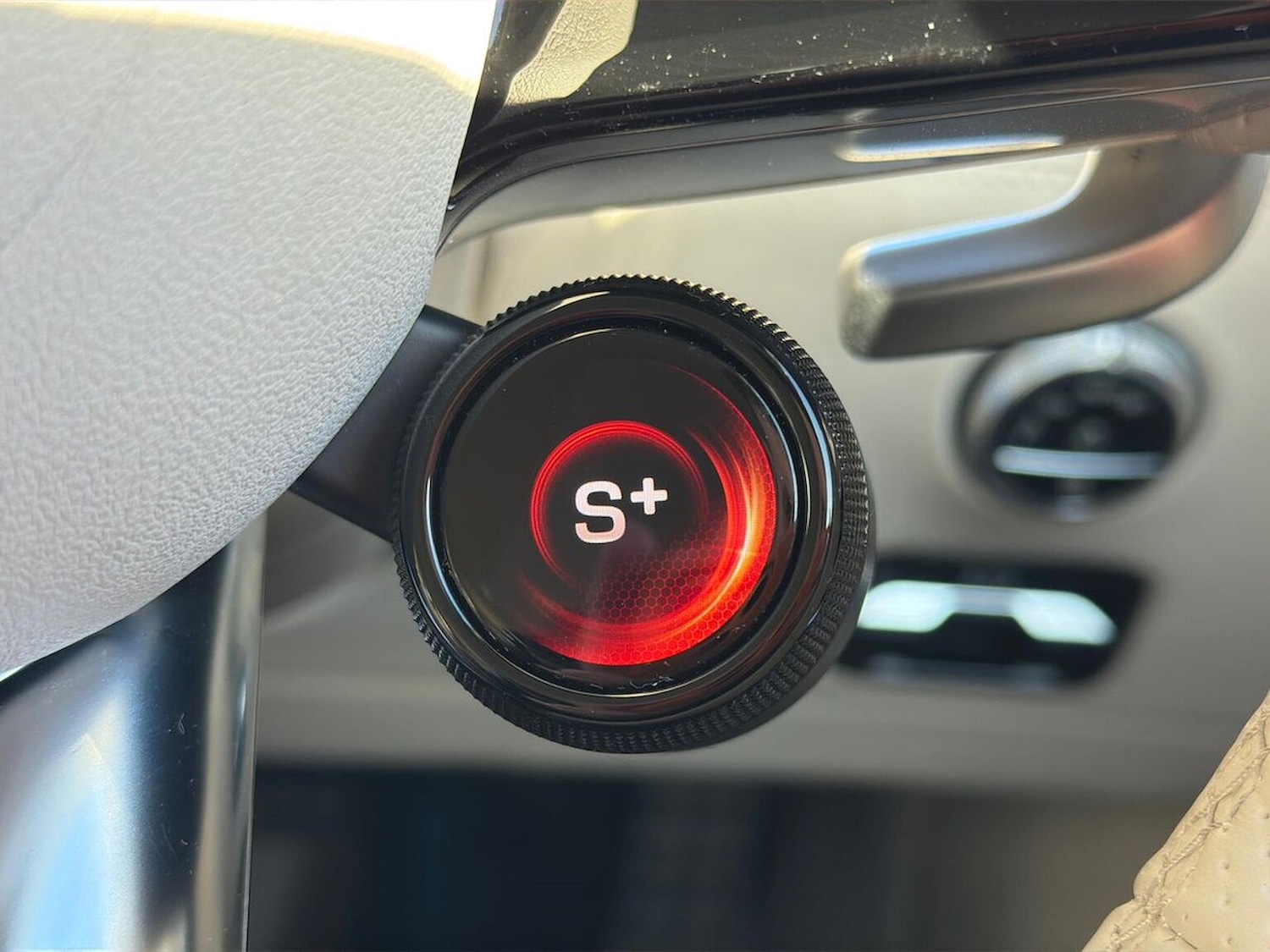 Used Mercedes-Benz SL 2023 for sale - 76627991: Photo 22