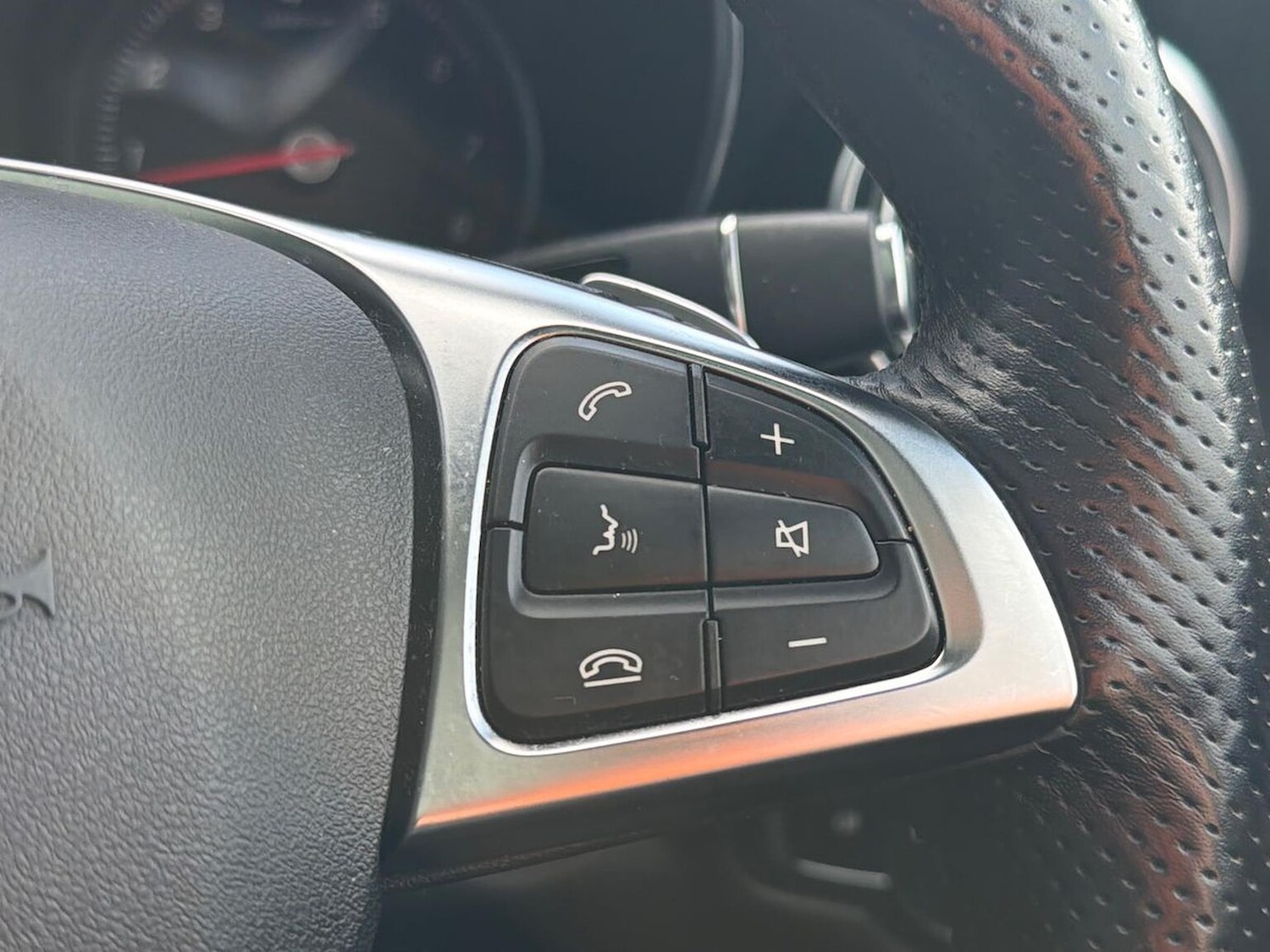 Used Mercedes-Benz GLC 2019 for sale - 76340617: Photo 22