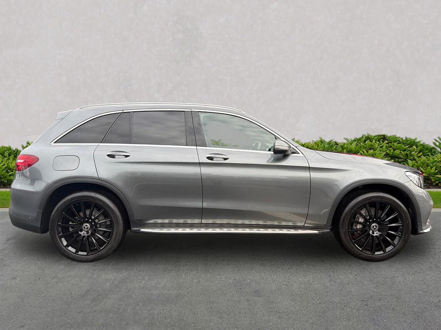 Used Mercedes-Benz GLC 2019 for sale - 76340617: Photo 3