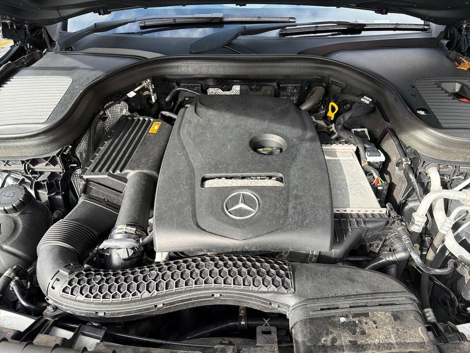 Used Mercedes-Benz GLC 2019 for sale - 76340617: Photo 35