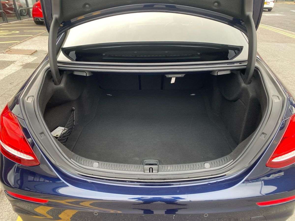 Used Mercedes-Benz E Class 2020 for sale - 78193197: Photo 17