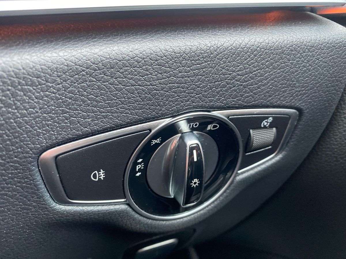 Used Mercedes-Benz E Class 2020 for sale - 78193197: Photo 22