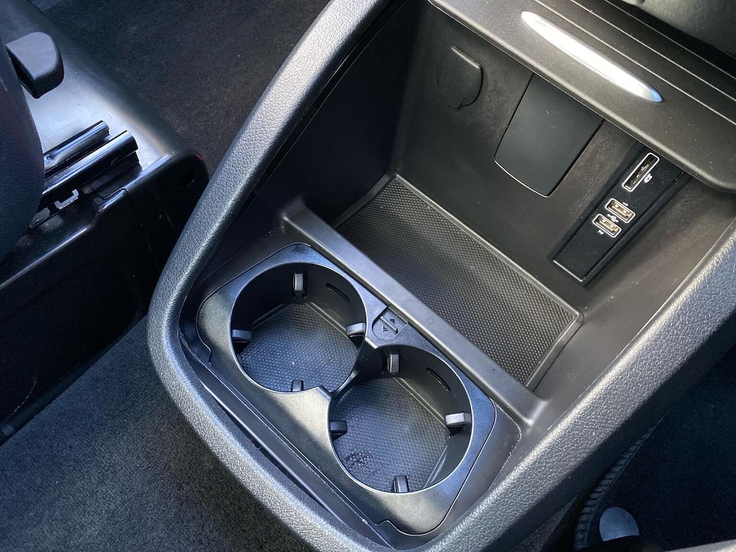 Used Mercedes-Benz V-Class 2021 for sale - 76436555: Photo 32