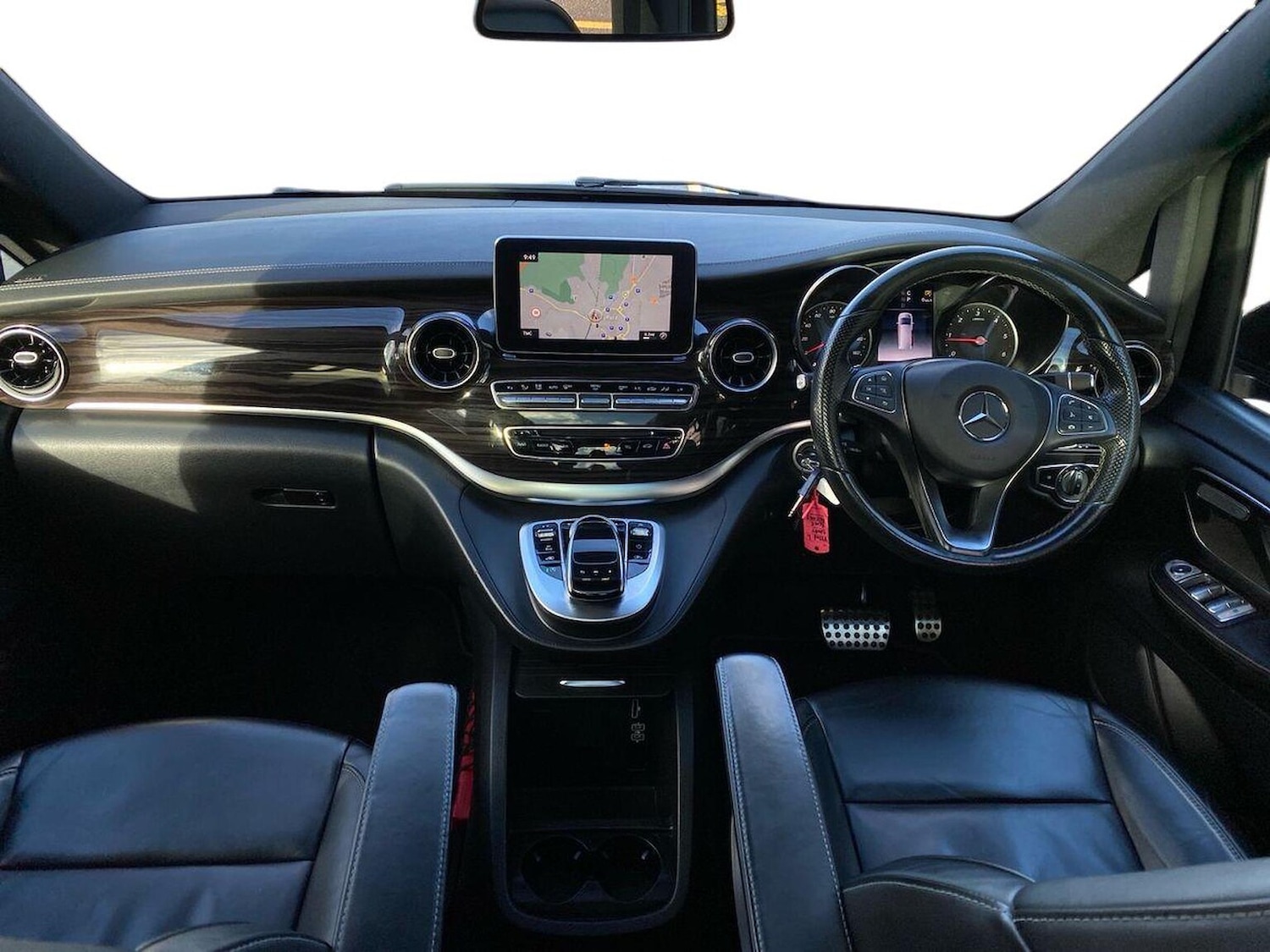 Used Mercedes-Benz V-Class 2021 for sale - 76436555: Photo 8