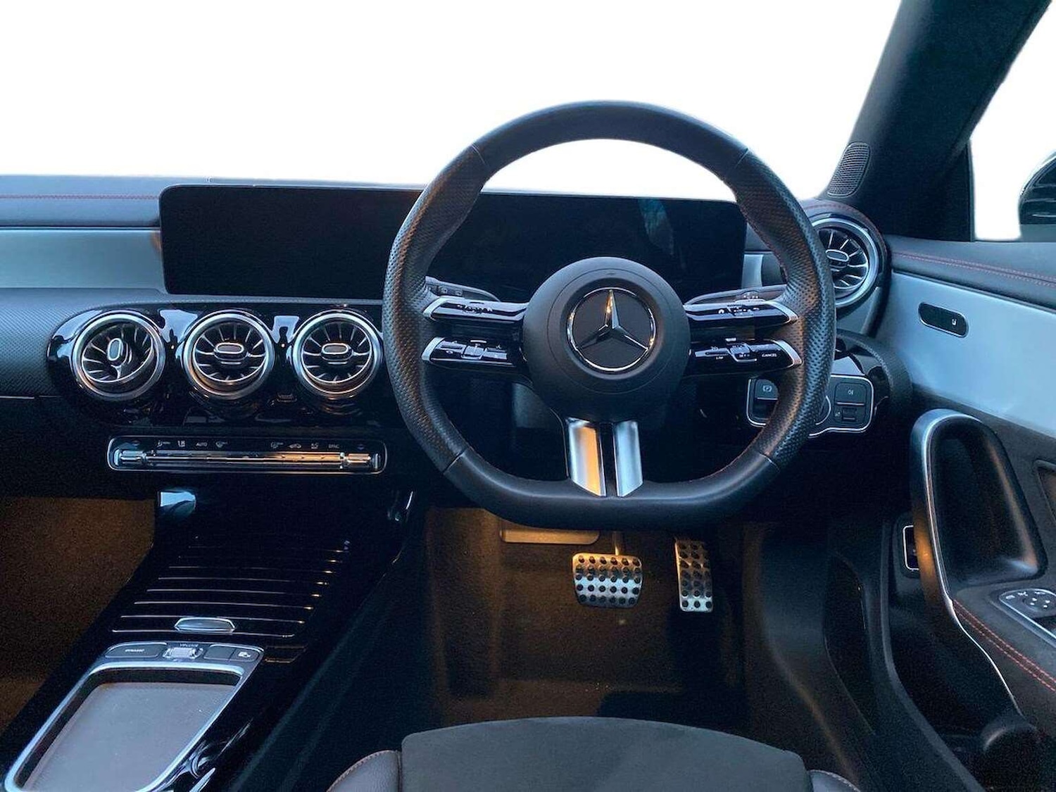 Used Mercedes-Benz CLA 2024 for sale - 77845302: Photo 9