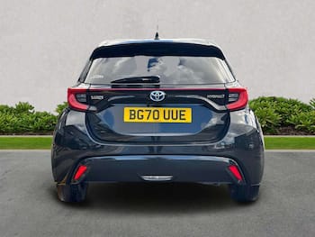 Used Toyota Yaris 2020 for sale - 79826236: Photo
