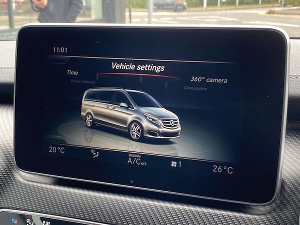 Used Mercedes-Benz V-Class 2018 for sale - 76299428: Photo 11