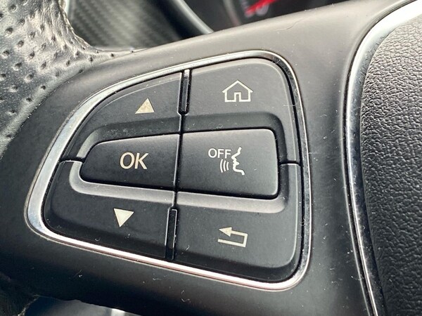 Used Mercedes-Benz V-Class 2018 for sale - 76299428: Photo 26