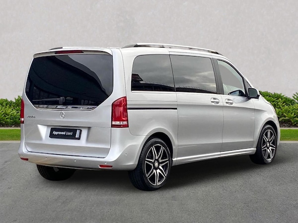 Used Mercedes-Benz V-Class 2018 for sale - 76299428: Photo 2