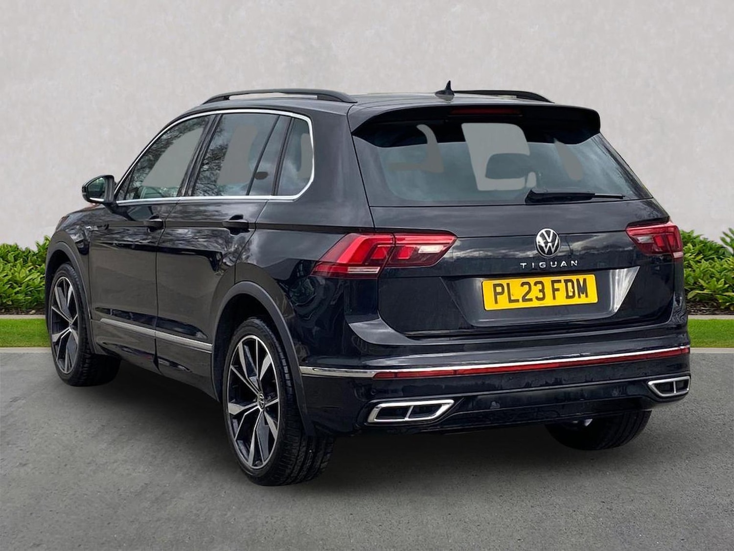 Used Volkswagen Tiguan 2023 for sale - 78195634: Photo 2