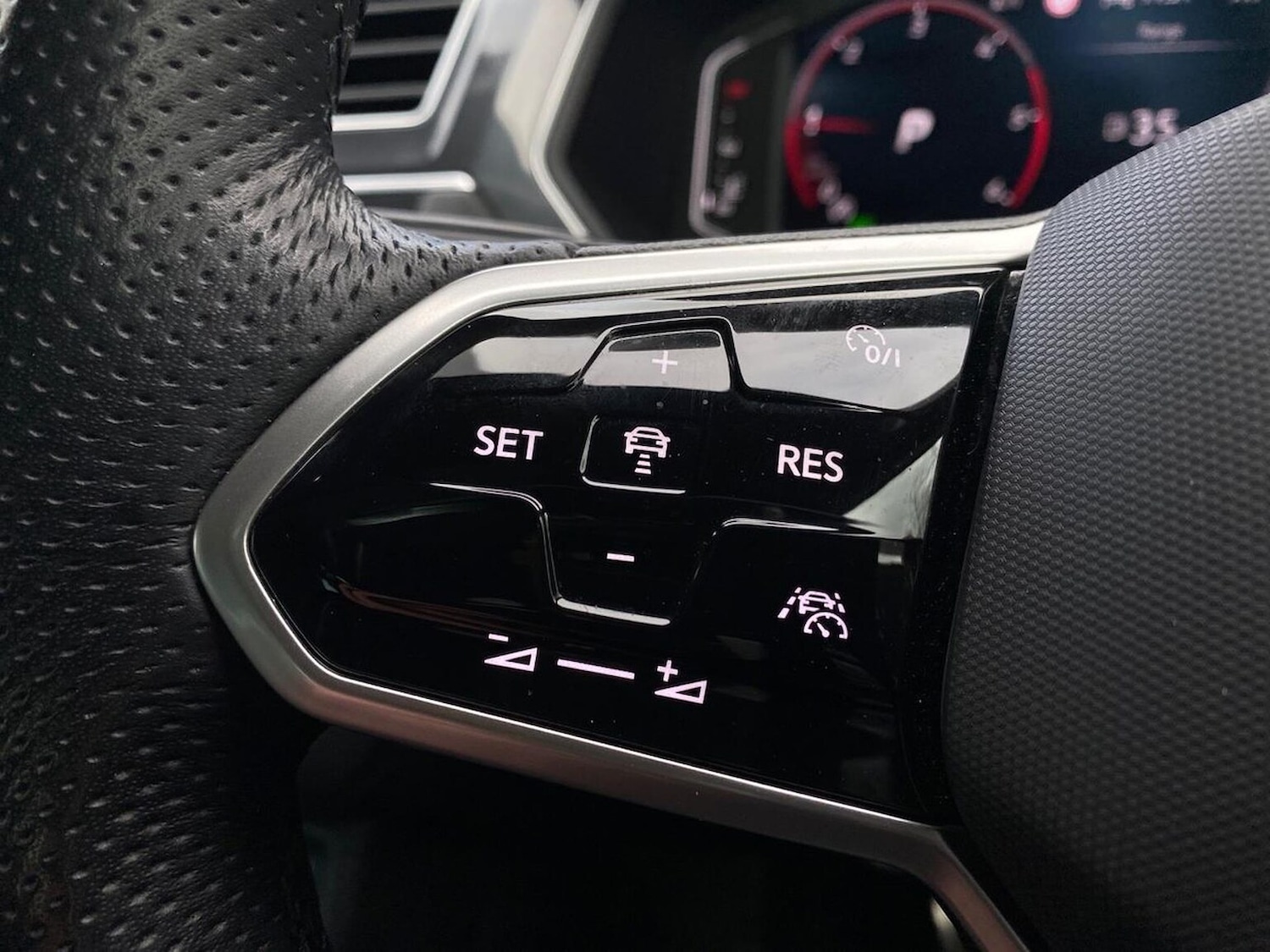 Used Volkswagen Tiguan 2023 for sale - 78195634: Photo 27