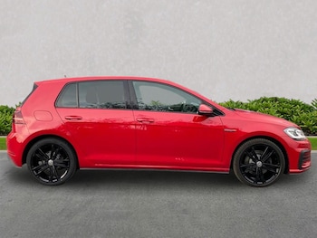 Used Volkswagen Golf 2017 for sale - 79023996: Photo