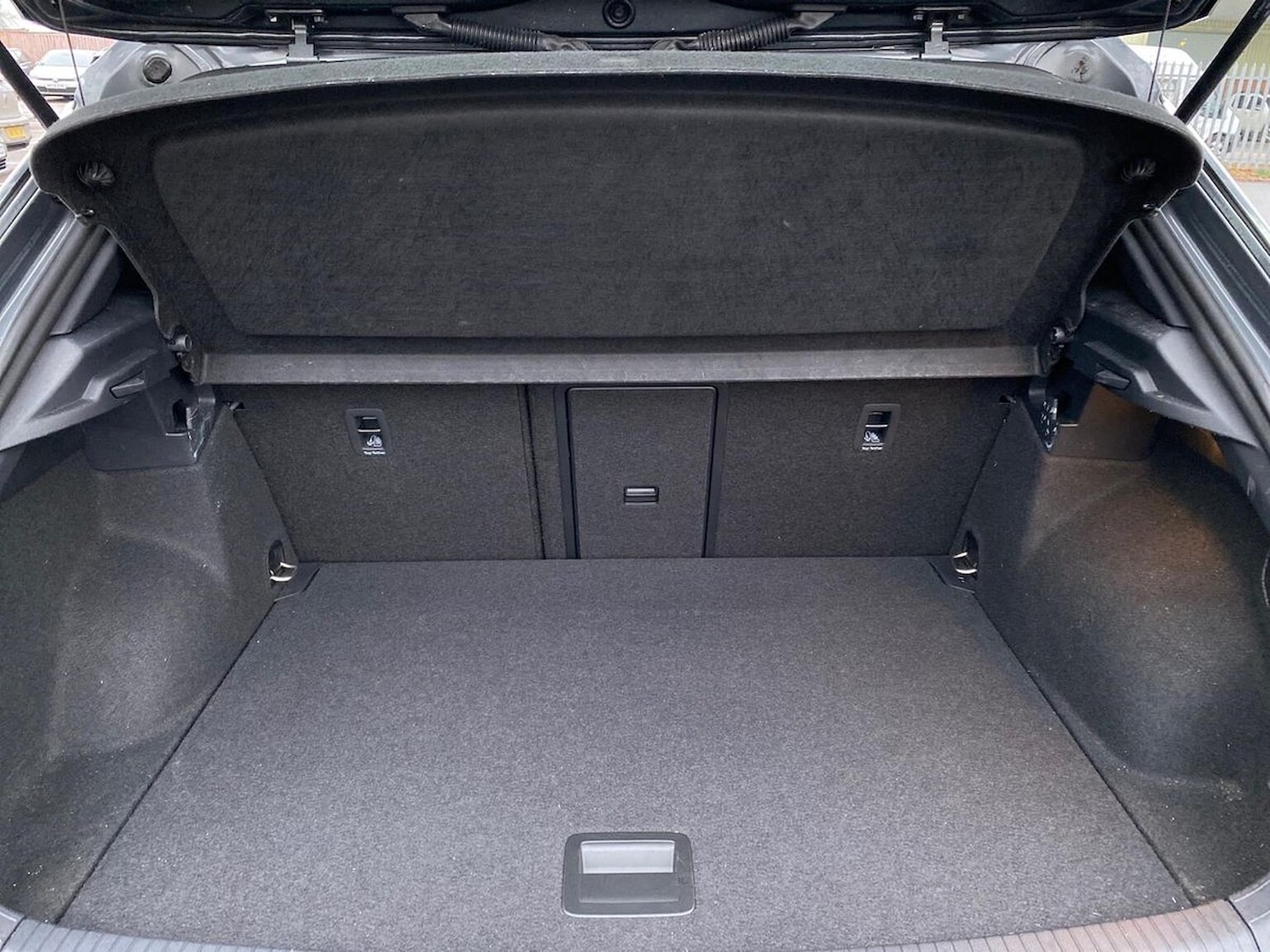 Used Volkswagen T-Roc 2022 for sale - 77023459: Photo 19