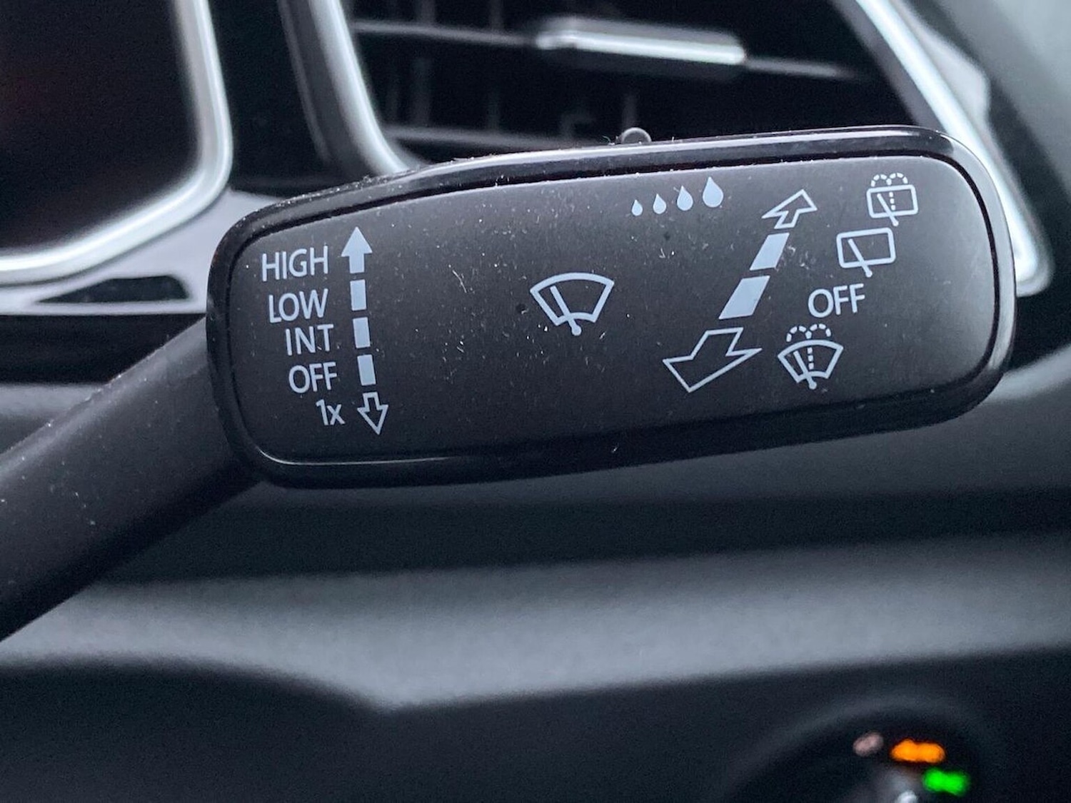 Used Volkswagen T-Roc 2022 for sale - 77023459: Photo 27